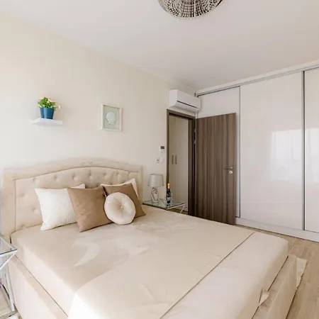 Apartment Myflat Lux Penthouse Siofok