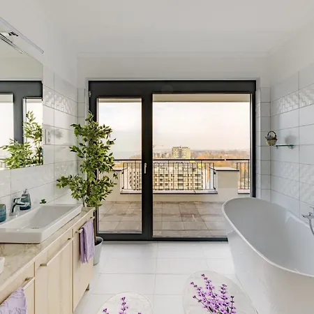 Mf Lux Penthouse *