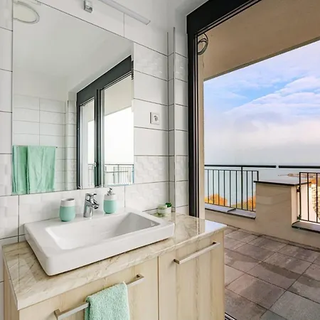 Апартаменты Myflat Lux Penthouse Шиофок